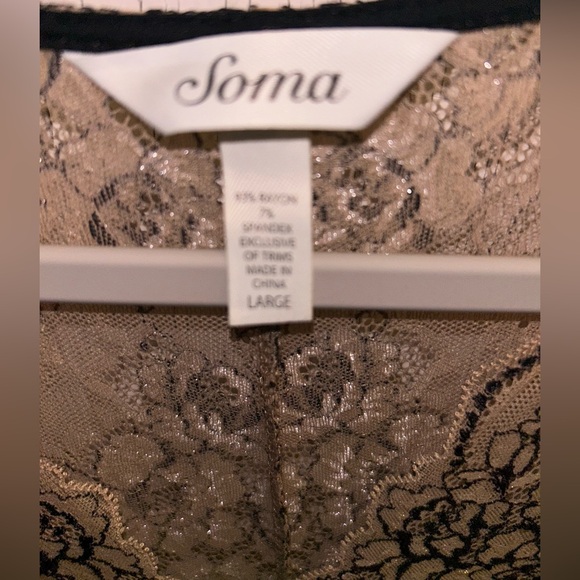 🧚♀️Soma- Lace Robe or Kimono- Size: Large🧚♀️ - Picture 8 of 8